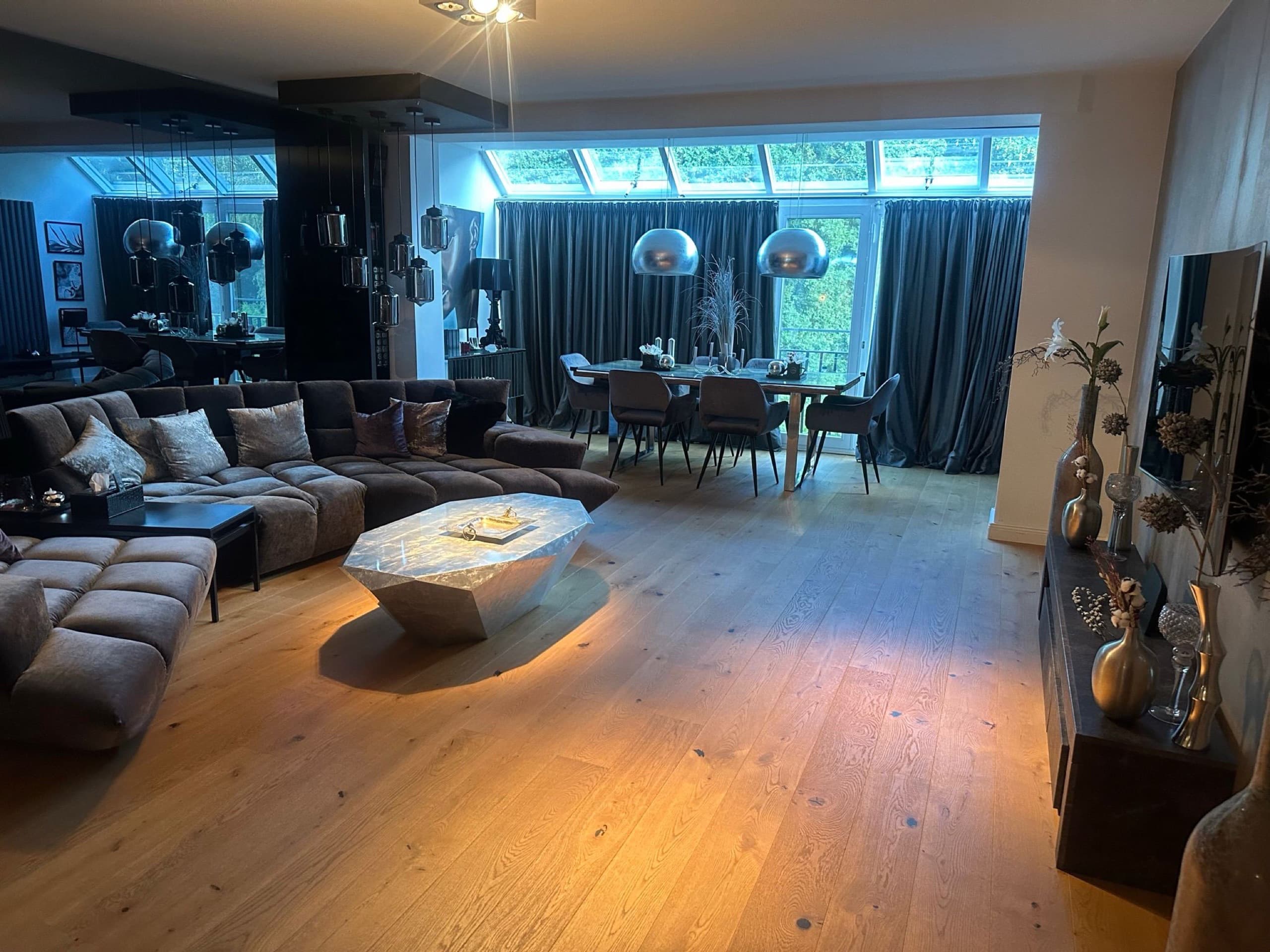 Bezugsfreies 5,5- Zimmer-Reihenmittelhaus mit Garten in 13465 Berlin