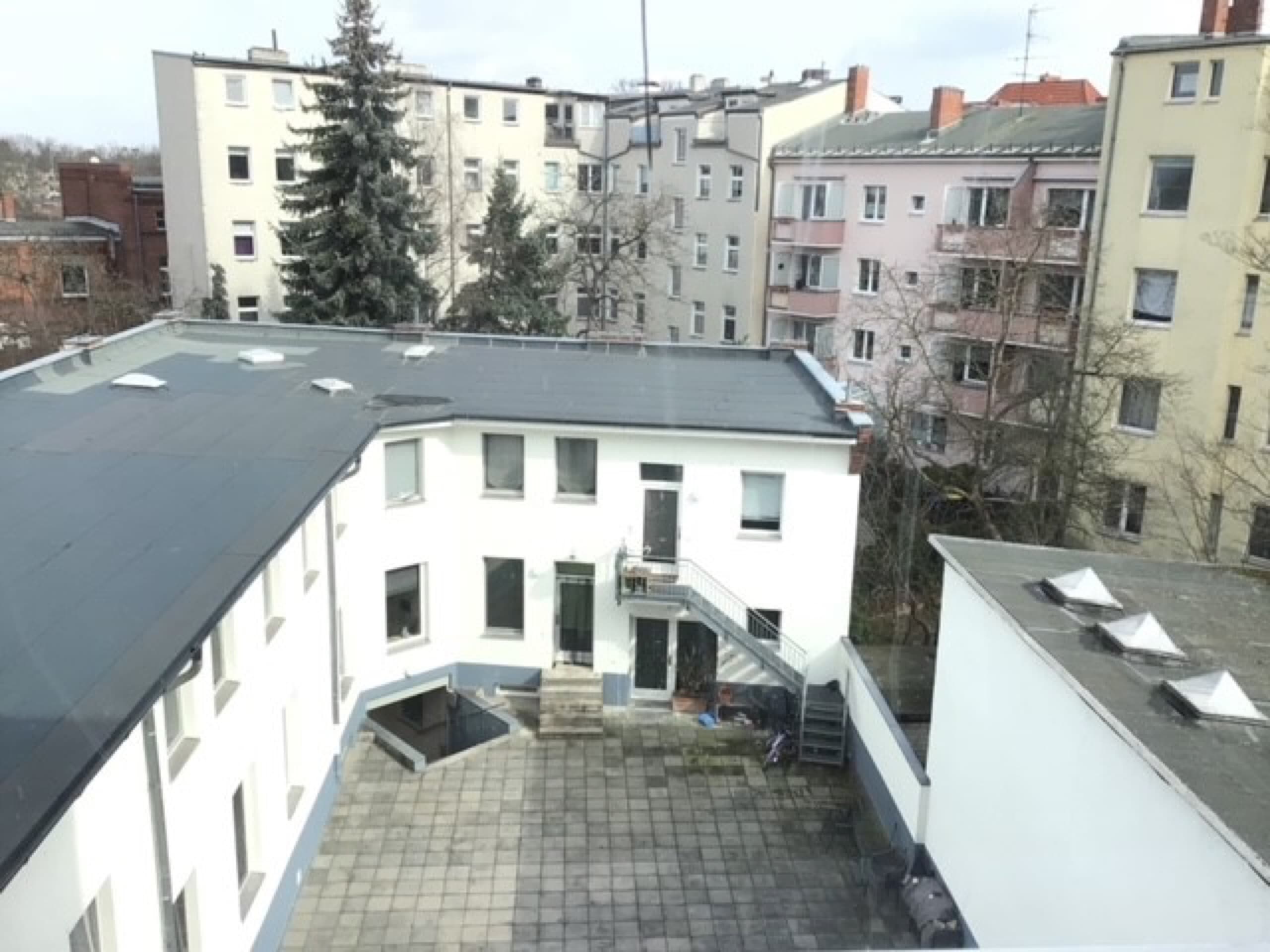 Frisch sanierte helle 2-Zi-Mietwohnung nahe Askanierring in 13585 Berlin