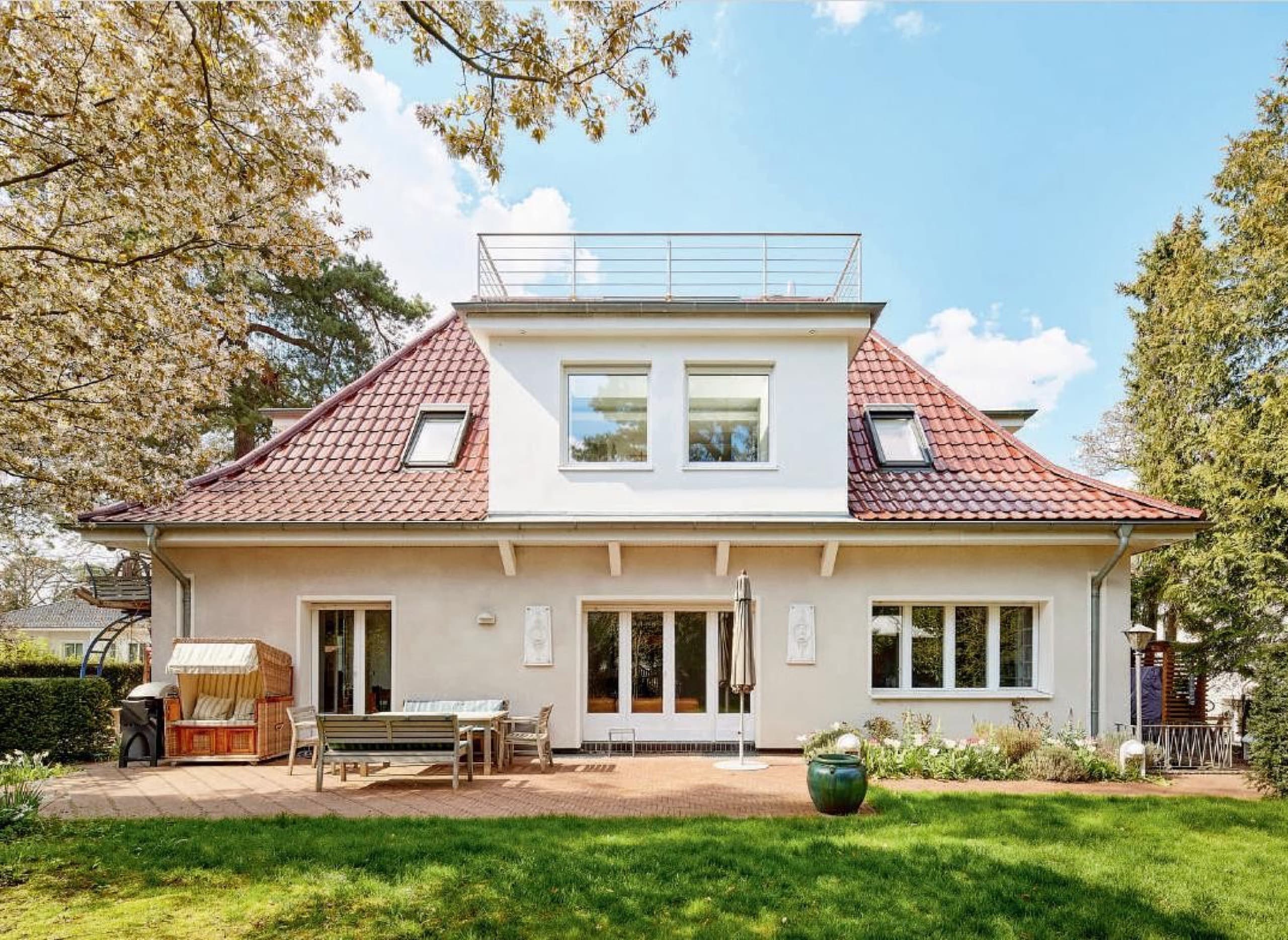 Traumhaft schöne Villa im exklusiven Grunewald! in 14193 Berlin