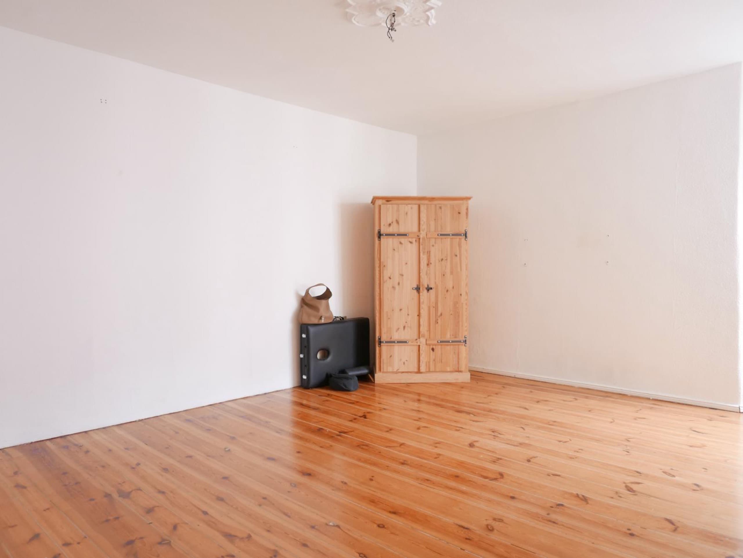 2-Zimmer-Wohnung in einem reizvollen Altbau im lebendigen Wedding am Nordufer. in 13353 Berlin