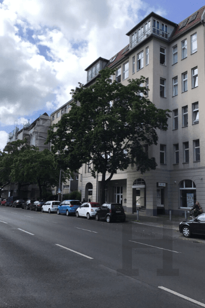 Gemütliche Altbau-Wohnung unweit vom KaDeWe – Bild 3