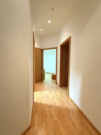 Bezugsfreie 2-Zimmer-Wohnung mit Balkon in Berlin-Wedding zum Selbstgestalten und Wert steigern!