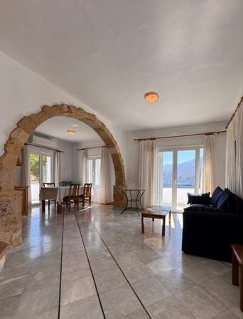 Traumhafte Villa in idyllischem Dorf auf Kreta – Ihr perfektes Zuhause unter Olivenbäumen!