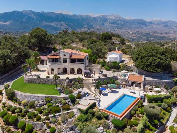 Einzigartige Villa inkl. Meer, Sonne und Berge auf Kreta zum Verkaufen