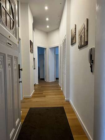 Möblierte 3-Zimmerwohnung im Herzen von Steglitz mit Terrasse befristet zu mieten!